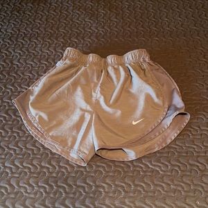 Nike, light grey shorts